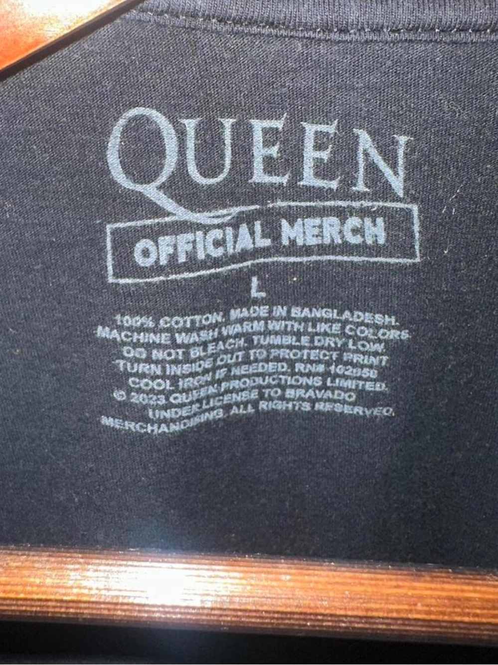Queen Band Official Merch Men’s Graphic T-shirt Size Large - Picture 3 of 6